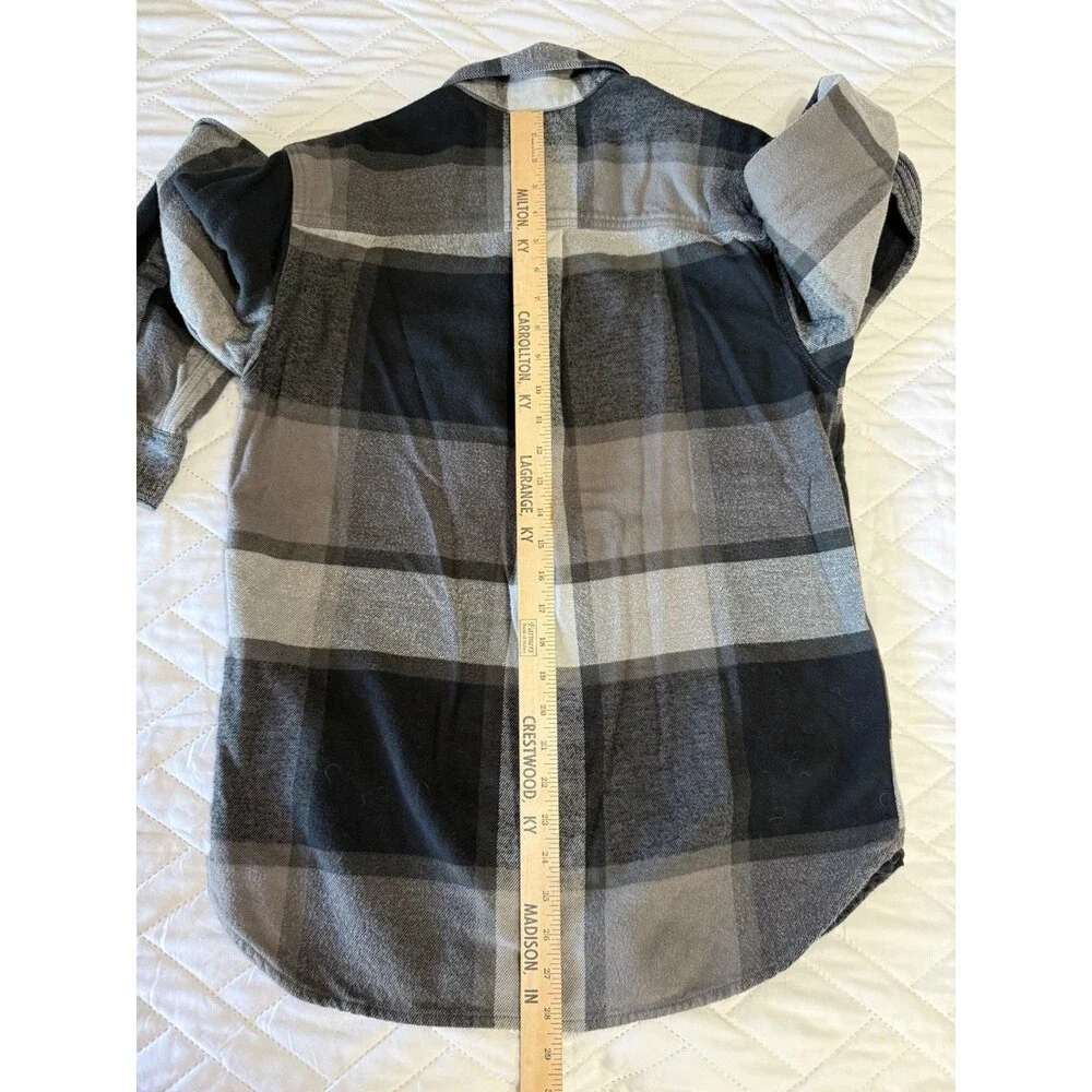 The North Face Flannel Shirt Men's Size Small Heavy Black/Gray Plaid Never Worn